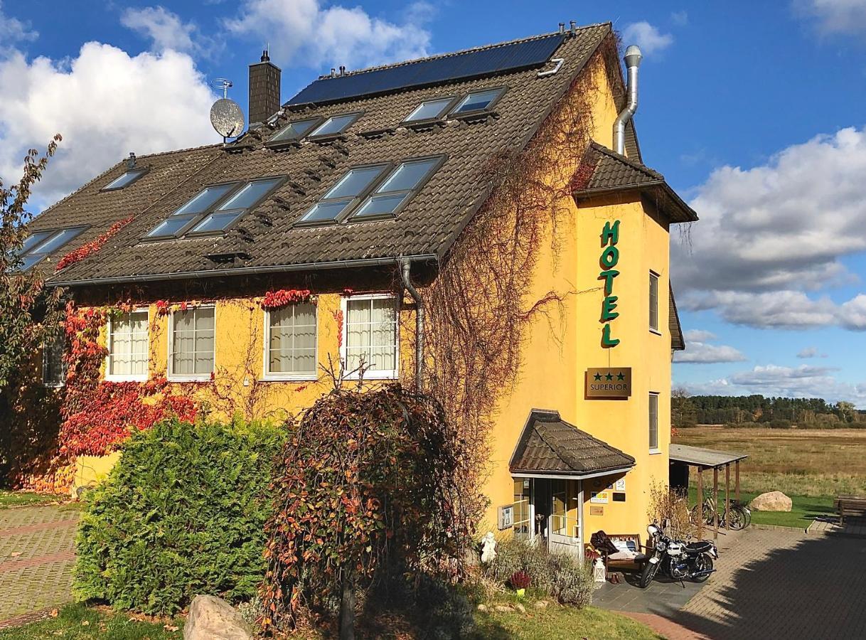 Hotel Am Mueritz-Nationalpark Waren (Mueritz) Exterior foto